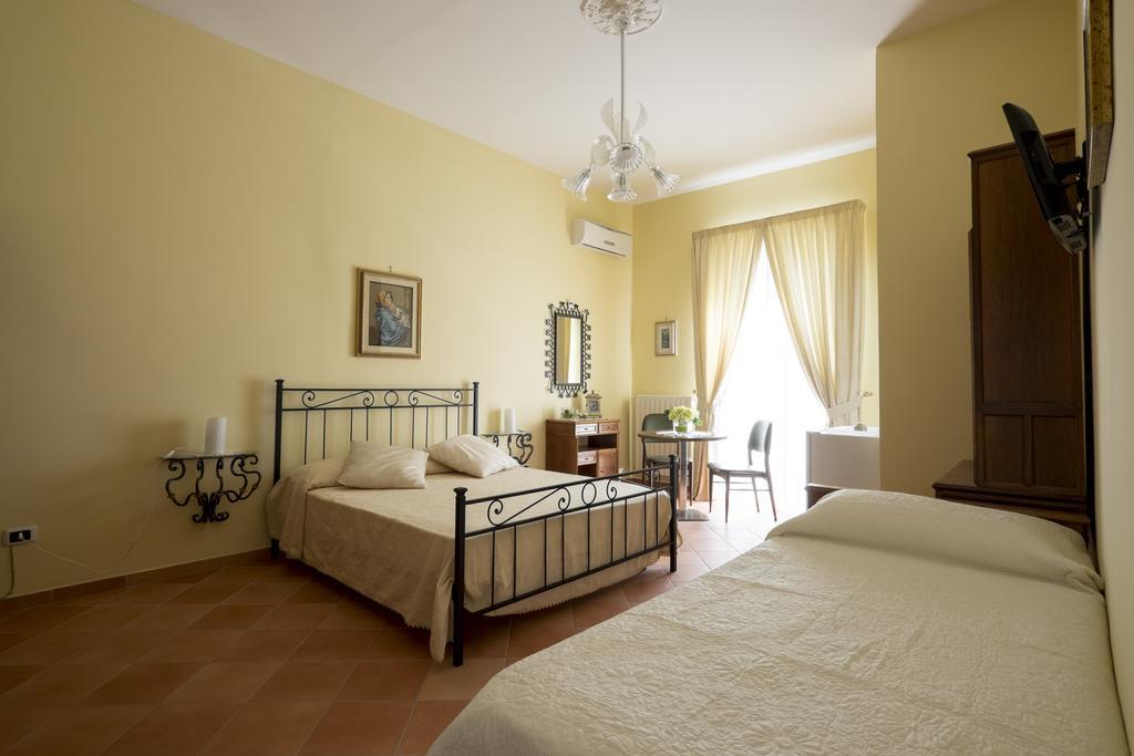 B&B Principitアヴェッリーノ 部屋 写真